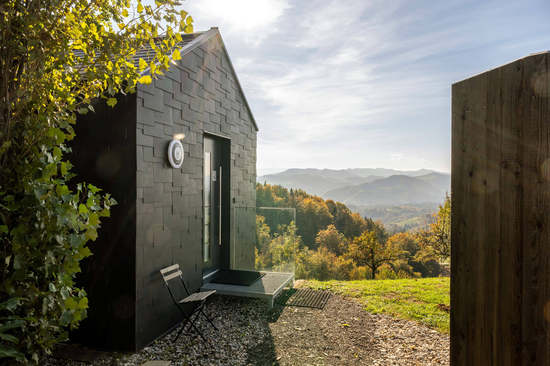 Sauna am Wurzenberg mit Panoramablick über die Südsteiermark.