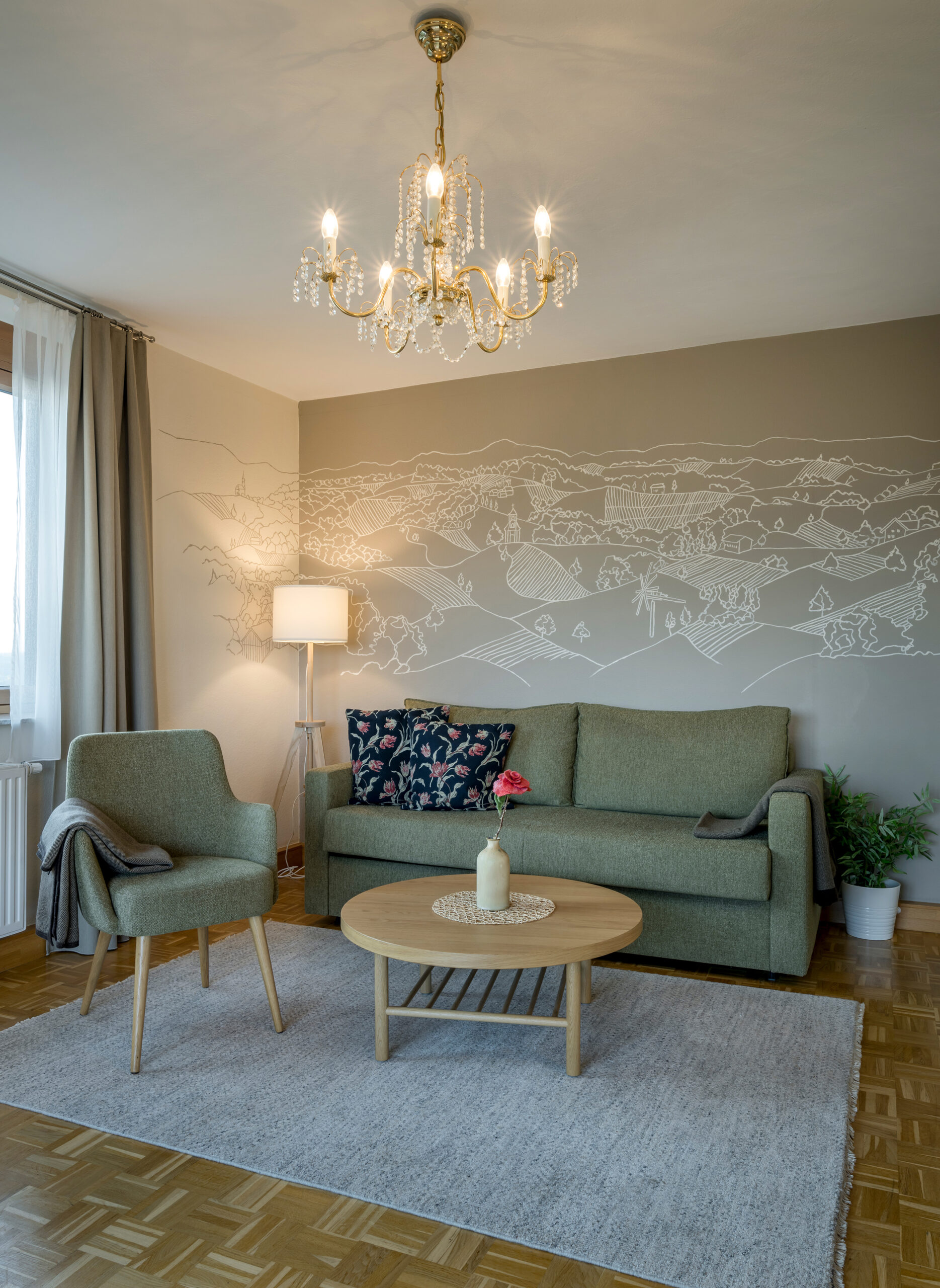 Das Foto darf ausschließlich für PR- und Marketingmaßnahmen der WURZENBERG Hotel Betriebs- und Verwaltungs GmbH - Sernauberg, Fötschach 102 - 8463 Leutschach an der Weinstrasse - Österreich räumlich und zeitlich unbegrenzt verwendet werden. Das Copyright verbleibt beim Bildautor Günter Standl (www.guenterstandl.de). Jegliche werbliche Nutzung Dritter ist mit dem Bildautor gesondert zu vereinbaren. Der Bildautor stellt das gelieferte Bildmaterial nicht von Rechten Dritter frei. Etwaige Ansprüche Dritter fallen in den Verantwortungsbereich des Bildnutzers.